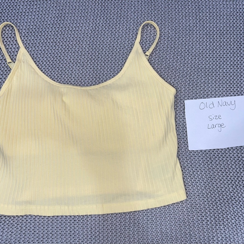 LIKE NEW size Large Old Navy Ribbed Strappy Tank